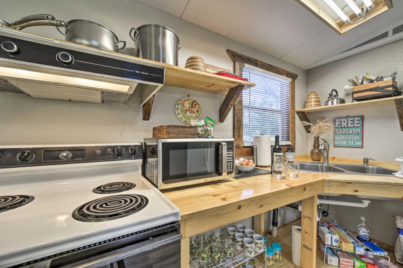 Smoky Mountain Vacation Rental With Hot Tub And Kayaks Whittier ภายนอก รูปภาพ