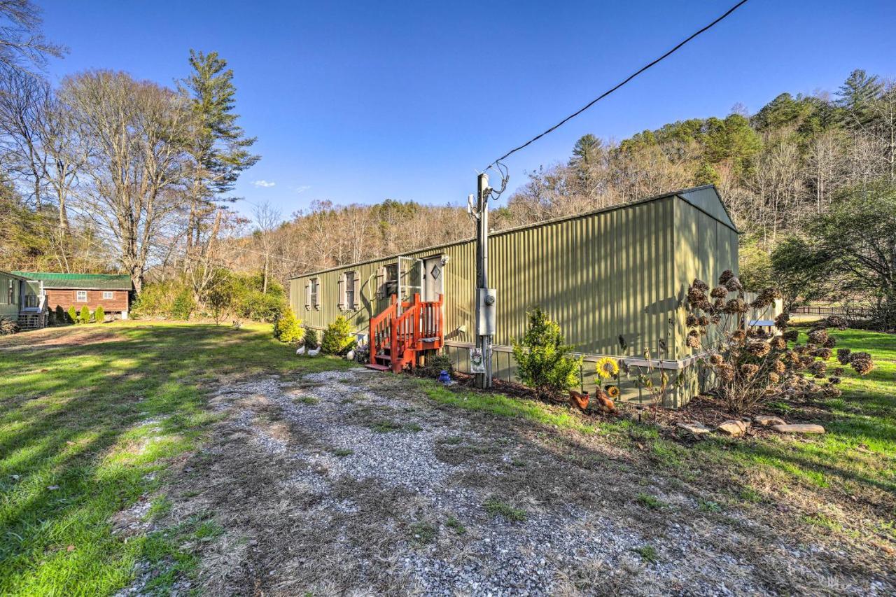 Smoky Mountain Vacation Rental With Hot Tub And Kayaks Whittier ภายนอก รูปภาพ